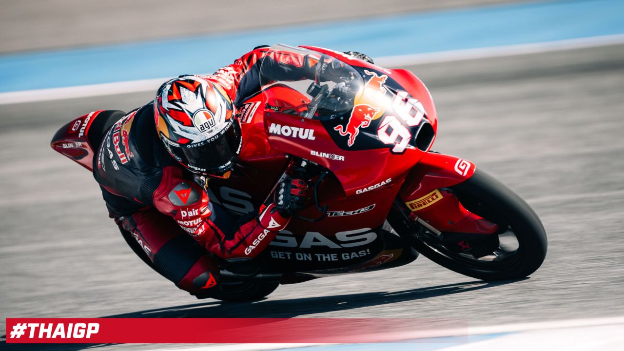 GOOD PACE IN MOTO3™ FOR HOLGADO AND ROULSTONE ON OPENING DAY OF THAI GRAND PRIX