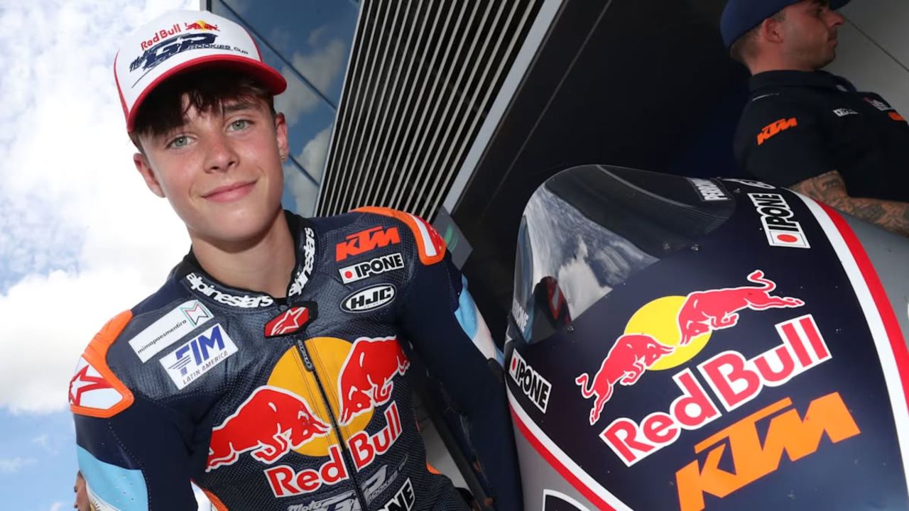 VALENTIN PERRONE JOINS JACOB ROULSTONE TO COMPLETE RED BULL KTM TECH3 MOTO3™ LINE-UP FOR 2025